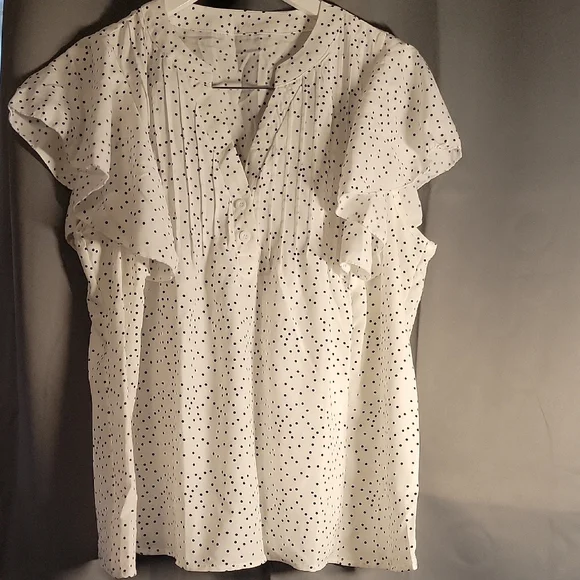 NWOT Shein Curve Polka Dot Flowy Blouse Set in White and Navy 1XL - Picture 4 of 8